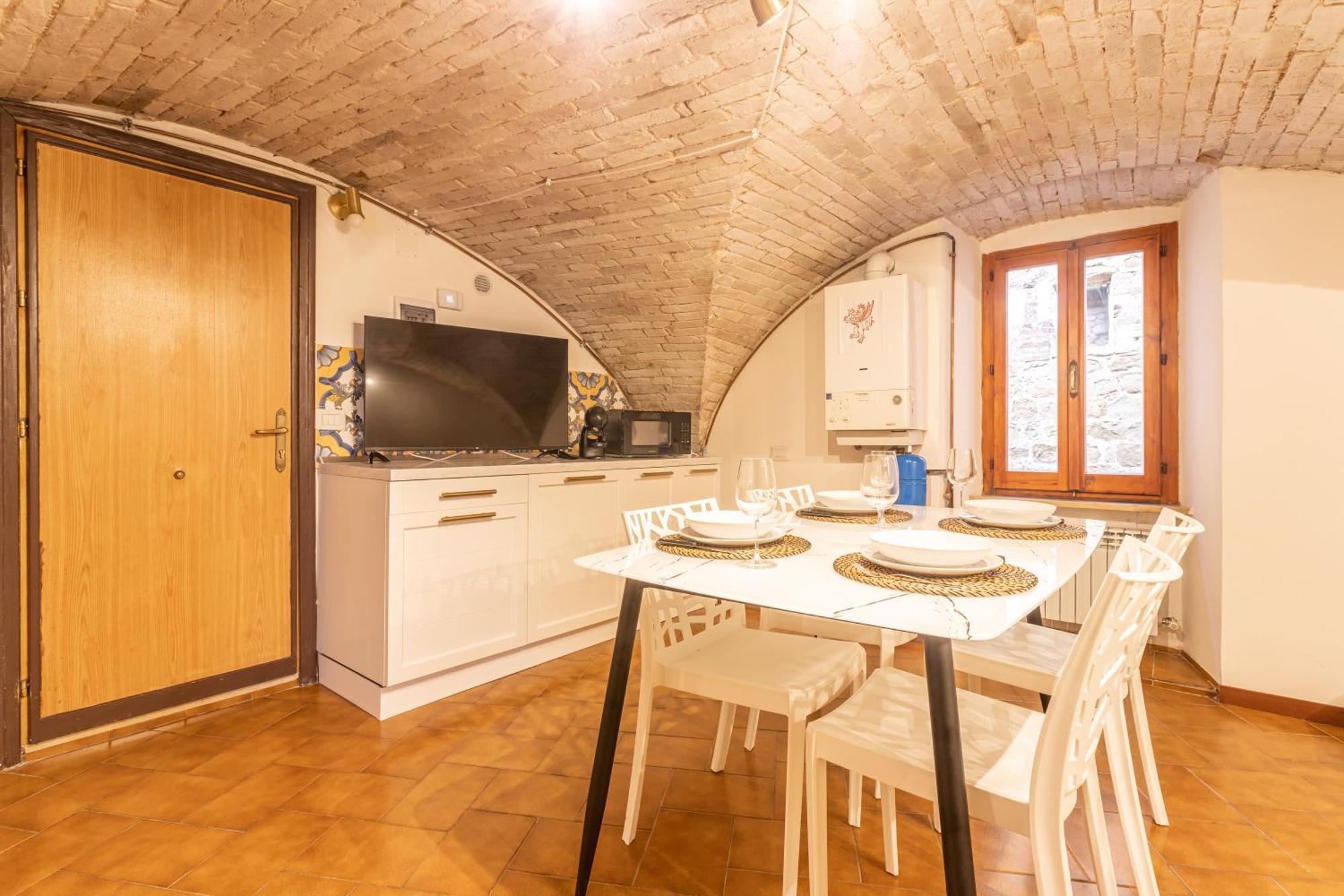 Suite N4 - Loft Caratteristico Nel Centro Storico بيرودجا المظهر الخارجي الصورة